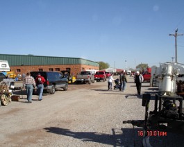 Chickasha Swap Meet 2006 DSC00369 More set up.