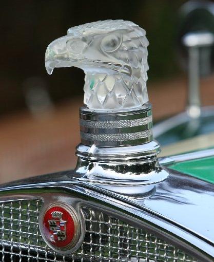 Eagle hood ornament