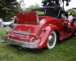 1933 Cadillac V-16 Convertible Coupe body by Fisher 33 v16 rear 1933 Cadillac V-16 Convertible Coupe body by Fisher July 5, 2005.