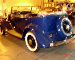 1933 Ford Model 40 V-8 Phaeton DSC04068