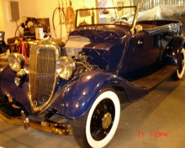 1933 Ford Model 40 V-8 Phaeton DSC04072