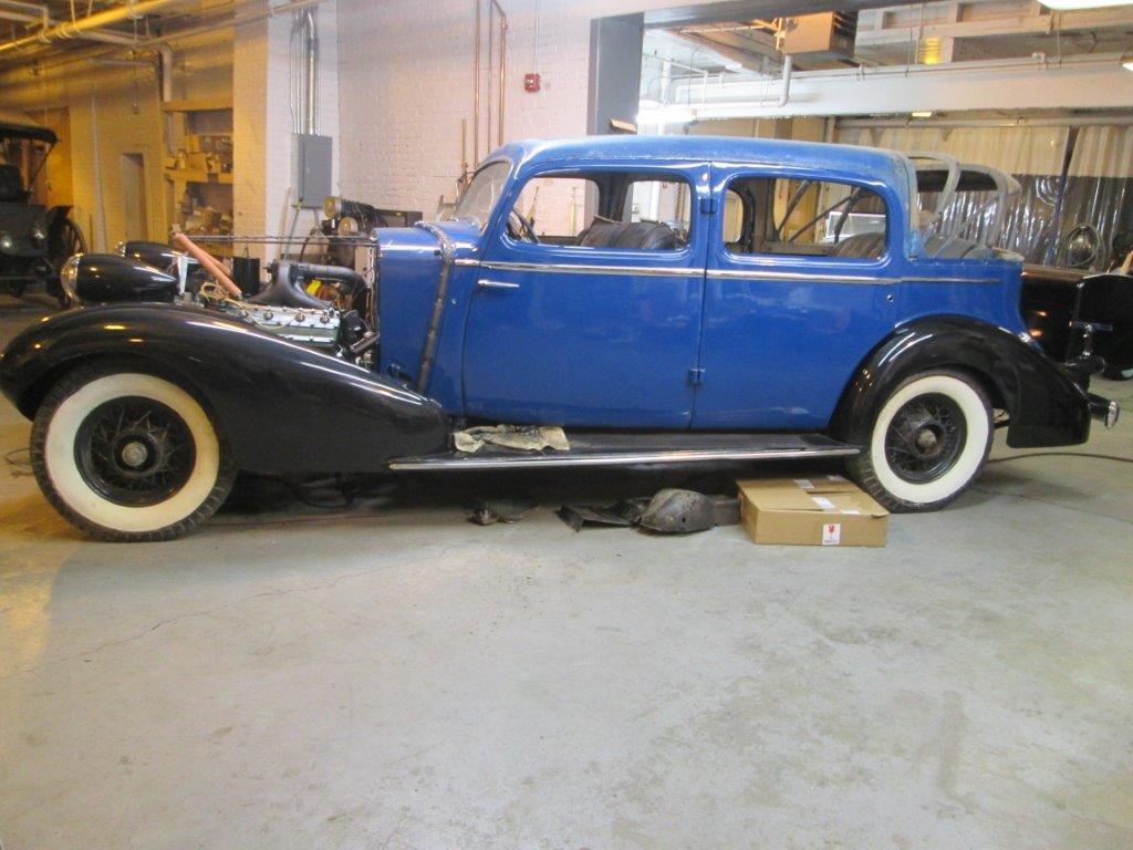 1935 Cadillac V-8 Cabriolet by Fleetwood