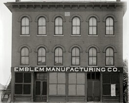 1899 Emblem factory.